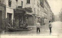 VINTAGE POSTCARD Floods Of Paris the Boat Of Holy Passage Of the Street Dominique