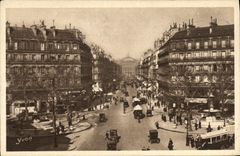 CPA Paris En Flanant Avenue De l'Opera