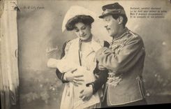 CPA Fantaisie Femme Militaria 