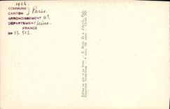 VINTAGE POSTCARD Paris Notre Dame Rules of Notre Dame de Paris between two angels surmounting the gallery of the kings in front of the Rose