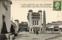 CPA Paris Exposition Intermationlae des Arts Decoratifs Tour de Bordeaux Fontaine Rene Lalique
