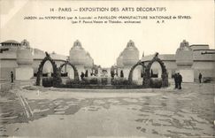 CPA Paris Exposition des Arts Decoratifs Jardin des Nympheas Pavillon Manufacture nationale de Sevres 