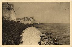 CPA Antibes Les Remparts