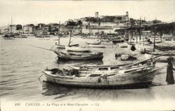 CPA Cannes La Plage et le Mont Chevalier Bateaux