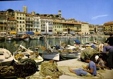 MODERN CARD Cannes a Corner of the Port the Quay St Pierre