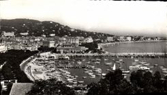 CPA Cannes Vue Generale Prise du Suquet