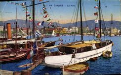 CPA Cannes Le Port Bateaux