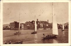 CPA Cannes Le Port et le Mont Chevalier Bateaux 