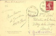 Aldea de la POSTAL de la VENDIMIA de la excursión de Gourdon de las gargantas del lobo