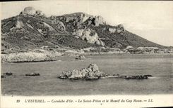 CPA L'Esterel Corniche d'Or Le Saint Pilon et le Massif du Cap Roux 