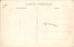 Dimensión de la POSTAL de la VENDIMIA del azul de Eze incorporada del castillo