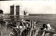 VINTAGE POSTCARD Surroundings of Cannes Ruins of the old castle of the abbey of Lerins