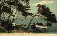 CPA lles de Lerins Saint Honorat Le debarcadere Bateau