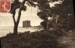 CPA Saint Honorat L'Ancien Monastere a travers les Pins 