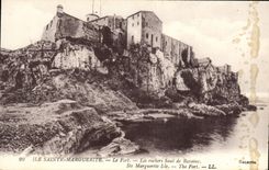 VINTAGE POSTCARD Sainte the Marguerite the Fort the rocks Jump of Bazaine