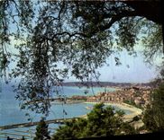 CPM Menton Perle de France Echappee sur la ville et les ports de plaisance