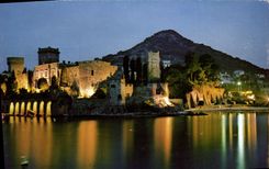 POSTAL MODERNA Napoule el castillo en Tombee de la noche