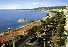 CPM Nice La Promenade Des Anglais de L'Hotel Ruhl au depart d'une promenade en mer