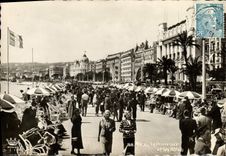 VINTAGE POSTCARD Nice the Walk And Hotels