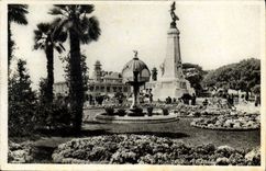 VINTAGE POSTCARD Nice Garden Albert 1st and monument of the Centenary