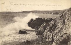 VINTAGE POSTCARD Nice the Beach Rock Points South by a heavy swell
