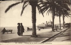 CPA Nice Palais de la Jetee entre les Palmiers 