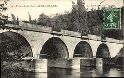 CPA Arcy Sur Cury Vallee de la Cure Le pont pres des tunnels