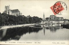 VINTAGE POSTCARD Auxerre Yonne and the Cathedral