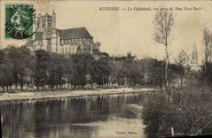 CPA Auxerre La Cathedrale Vue Prise du Pont Paul Bert