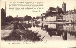 CPA Auxerre Les quais et la cathedrale