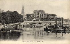 CPA Auxerre L'Yonne Bateaux Peniches