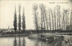 VINTAGE POSTCARD Auxerre the Bridge De Gien