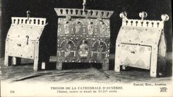 VINTAGE POSTCARD Auxerre Tresors of cathedraleChasse Cuivre and email
