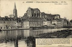 CPA Auxerre L'Eglise Saint Germain Et l'Hotel Dieu