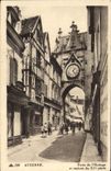 CPA Auxerre Porte De l'Horloge Et Maison Du 15eme 