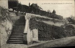CPA Avallon Vue Des Promenades De La Petite Porte