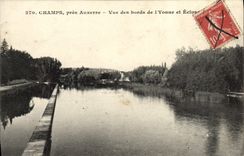 CPA Champs Pres Auxerre Vue Des Bords De l'Yonne Et Ecluse