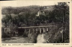 CPA Env d'Avallon Chastellux Le Chateau Et Le Viaduc