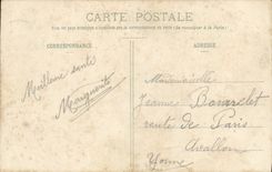 VINTAGE POSTCARD Collection Of the Castle De Chastellux Main courtyard