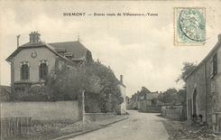 CPA Dixmont Entree Route De Villeneuve S yonne