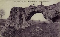 CPA Vallee de la Cure Pierre Perthuis La Roche Percee