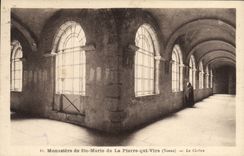 VINTAGE POSTCARD Monastery of Sainte Marie of Pierre who transfers the cloister
