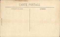 VINTAGE POSTCARD Sens Large Court of the Barracks Gemaux militaria