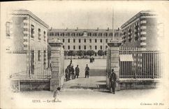 CPA Sens La Caserne Militaria 