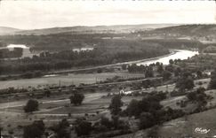 CPM St Julien du Sault Vallee de l'Yonne Vue sur l'Ecluse de Villevallier