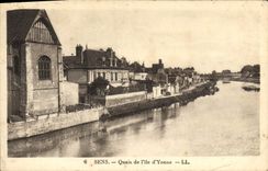 CPA Sens Quais de l'ile d'Yonne