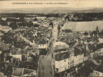 CPA Tonnerre a Vol d'Oiseau La Rue de l'Hopital
