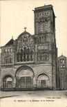 POSTAL Vezelay de la VENDIMIA la basílica de la Madeleine