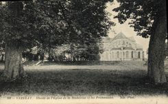 VINTAGE POSTCARD Vezelay apse of L  Church of the Madeleine and the walks