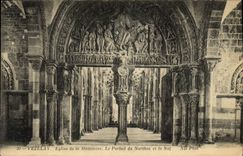 CPA Vezelay Eglise de la Madeleine Le Portail du Narthex et la Nef